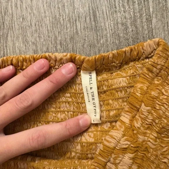 Spell & The Gypsy Lioness Ruched Skirt Ruffle Smocked Caramel Tan S - Picture 3 of 3